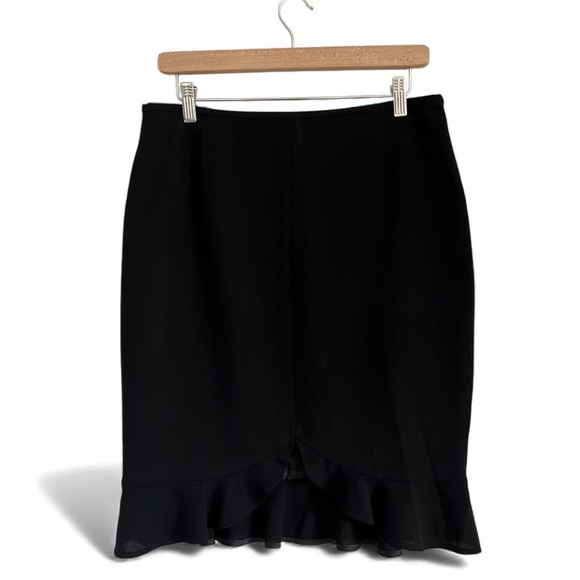 Escada Dresses & Skirts - Escada Black 100% Wool Crepe Pencil Skirt with Ruffled Hem Size 38 (6) Like New